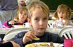 hungernde Kinder in der Arche Berlin